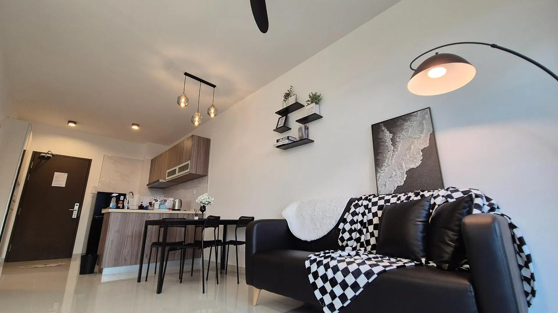 2 Rooms Unit W Balcony & Spectacular View - 4 Pax location